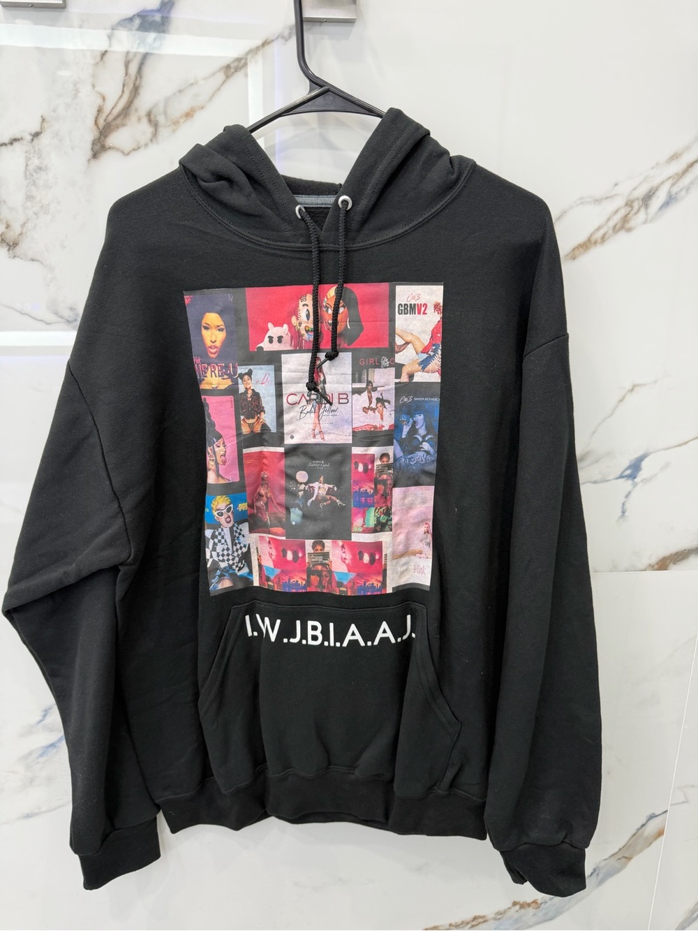 Female Rapper Graphic Patchwork Black Hoodie Sweatshirt - Ion Work Jobs I Am A J
